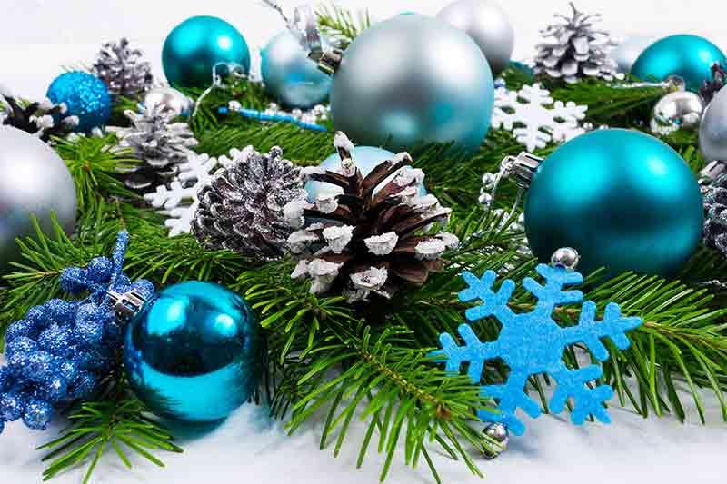 decorar con azules árbol de navidad