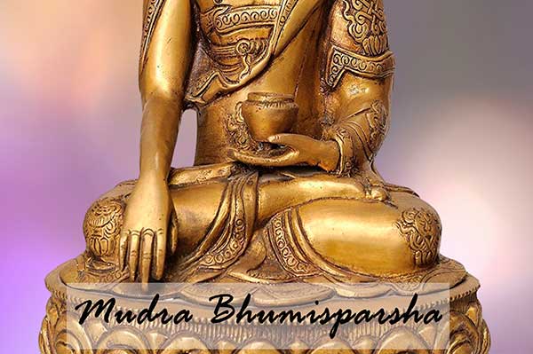 Figuras de Buda en Feng Shui con Mudra Bhumisparsha 