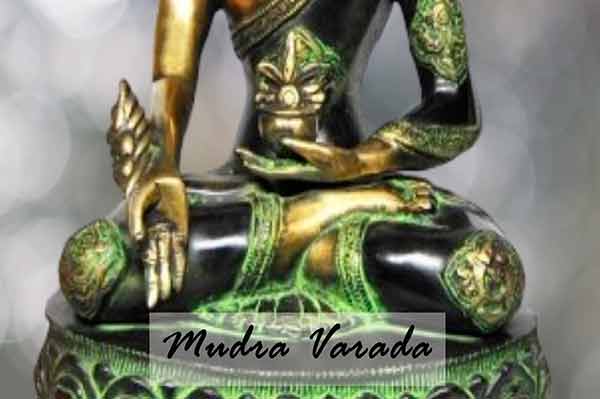 Mudra Varada Buda
